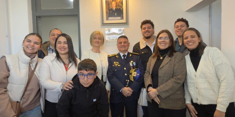 Remodelada Brigada Antidrogas recibe el nombre del Comisario Julio Guarteche