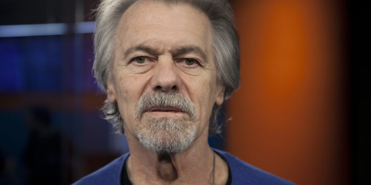 “Estoy feliz, me pagan por divertirme y eso es un regalo a esta altura de mi vida”