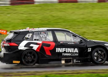 Matías Rossi y Santiago Urrutia ganaron los 200 Kilómetros de Buenos Aires