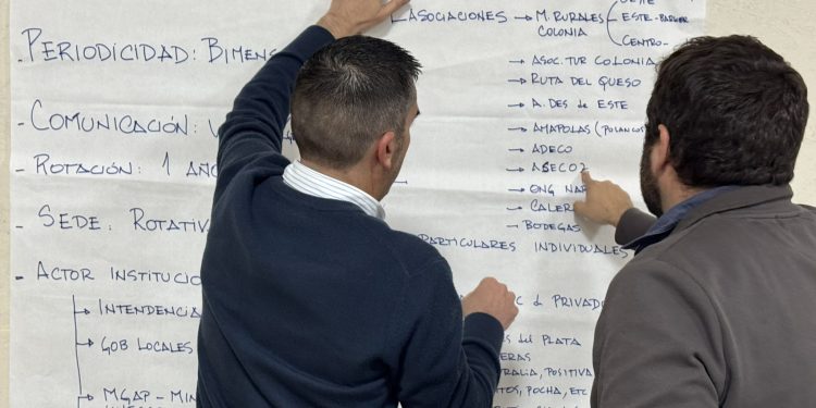 Culminó en Barker el ciclo de talleres para crear la Mesa Departamental de Turismo Rural de Colonia