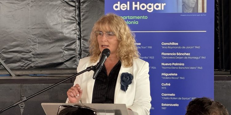 Exitosa segunda edición de la muestra “De tus manos” de las Escuelas del Hogar