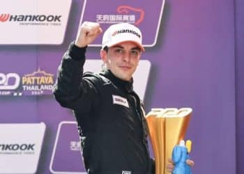 Santiago Urrutia tuvo un fin de semana perfecto en el Príncipe Bira de Tailandia