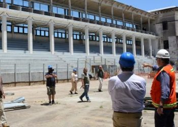 Las obras en el Frontón del Real de San Carlos alcanzan un 35% de avance y se prevé terminarlas en julio de 2026