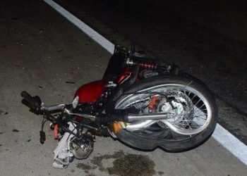 Joven de 18 años fallece en siniestro entre auto y moto en la Ruta 55