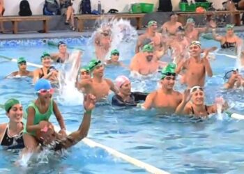 Emotiva celebración de los 50 años de la piscina del Club Plaza