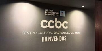 Intendencia presentó las remodelaciones hechas en la Sala Pedro Calderón del Centro Cultural Bastión del Carmen