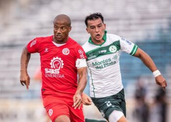 Plaza Colonia debutó con un empate 0-0 ante Rentistas en el Estadio Luis Tróccoli