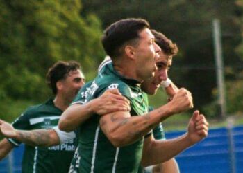 Con gol de Miqueas Redín, Plaza Colonia empató 1-1 con Colón en el Palermo