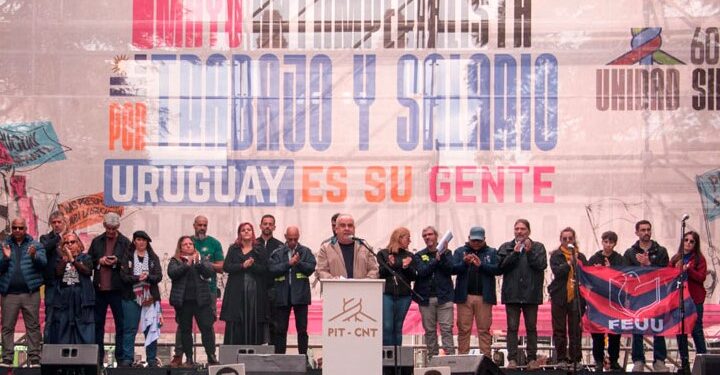 PIT-CNT marcó sus prioridades en el acto central del 1° de mayo ante el presidente Orsi y la plana mayor de gobierno