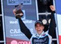 Santiago Urrutia hace historia en Valencia al ganar las tres carreras del fin de semana en el FIA TCR World Tour