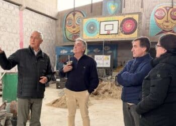Intendente Rodríguez recorrió la nueva sede de la Escuela Taller Manuel Lobo en la ex Planta de Caños de Colonia