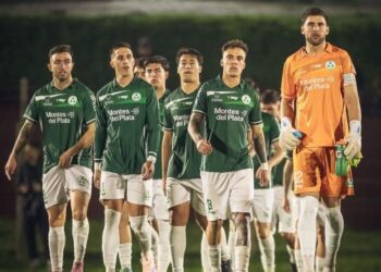 Plaza Colonia cayó 2-0 ante Oriental y no pudo ampliar su ventaja en la Tabla Anual