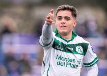 Plaza Colonia empezó perdiendo, lo dio vuelta y terminó goleando 4-1 a Fénix en el Capurro