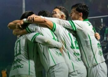 Plaza Colonia goleó 3-0 a Miramar Misiones y es más líder que nunca