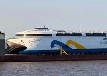 El buque “China Zorrilla” ya se encuentra en aguas del Río de la Plata