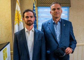 El presidente Yamandú Orsi se reunió con el líder de la comunidad Praxis y crece la expectativa sobre su llegada a Colonia