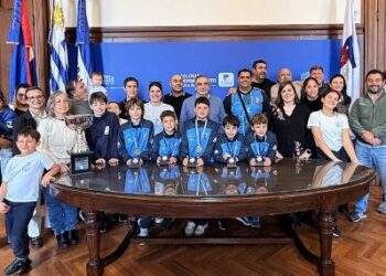 Intendencia reconoció a la delegación de baby fútbol que compitió en Córdoba