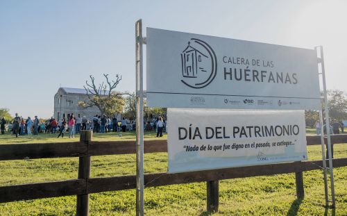 Más de 60 vecinos de la zona recrearon la historia de la Calera de las Huérfanas