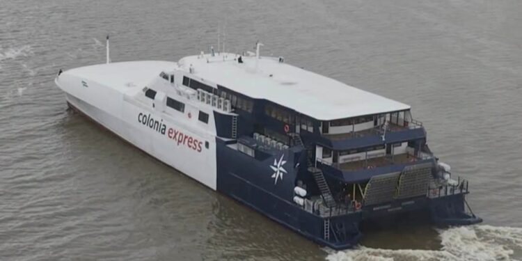 Colonia Express anunció una conexión diaria entre Montevideo y Buenos Aires