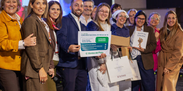Conchillas celebró la 12ª edición del Concurso Nacional de Mesas de Té con 31 mesas en competencia
